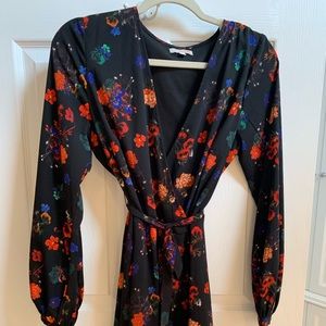 Cute mini wrap dress!